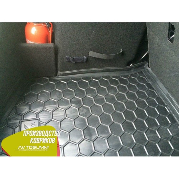 Автомобільний килимок у багажник Ford Fiesta 2008-2015 / Гумо-пластик