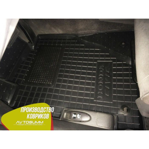 Автомобільні килимки в салон Honda Civic 4D седан 2006- (Avto-Gumm)