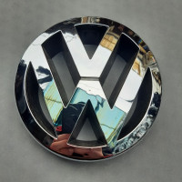 Эмблема для Volkswagen Golf 6 B7 Caddy 137 мм пластиковая вставная