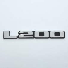 Эмблема надпись L200 скотч 165 x 22 мм