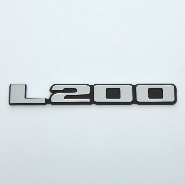 Емблема напис L200 скотч 165 x 22 мм