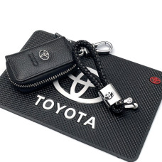 Автонабор №33 для Toyota / Коврик панели / Брелок плетеный и чехол для автоключей с логотипом