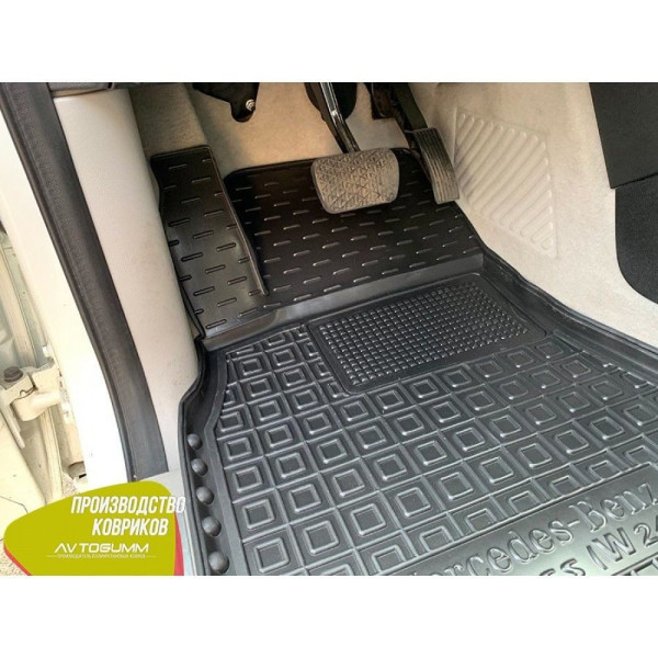 Водительский коврик в салон Mercedes B (W245) 2005-2011 (Avto-Gumm)