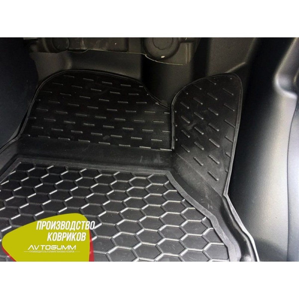 Автомобільні килимки в салон Renault Trafic 3 16-/Opel Vivaro 15- (передні) (Avto-Gumm)