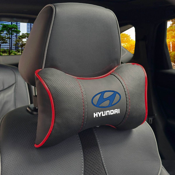 Подушка на подголовник с логотипом Hyundai Экокожа 3D Цветной лого Черная-Красный кант 1 шт