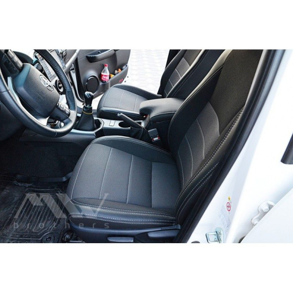 Авточохли модельні MW Brothers для Toyota Hi-Lux c 2015
