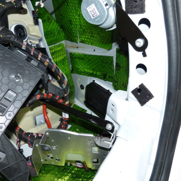 Авто Віброізоляція фольгована ACOUSTICS Alumat PROFY A1 1.8 мм 700 х 500 мм 1 шт