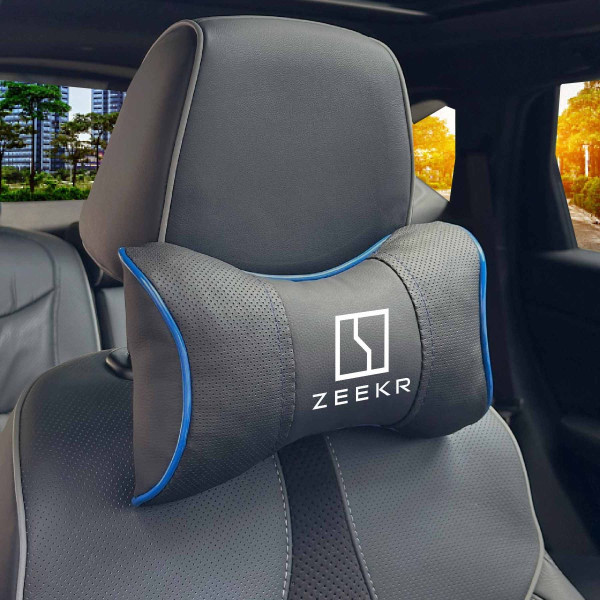 Подушка на підголівник з логотипом Zeekr Екошкіра 3D Кольоровий лого Чорна-Синій кант 1 шт