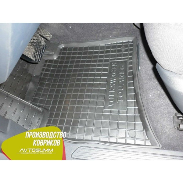 Автомобільні килимки в салон Volkswagen Touareg 2010- (Avto-Gumm)