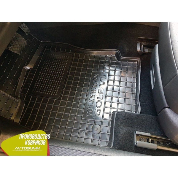 Автомобільні килимки в салон Volkswagen Golf 7 2013- (Avto-Gumm)