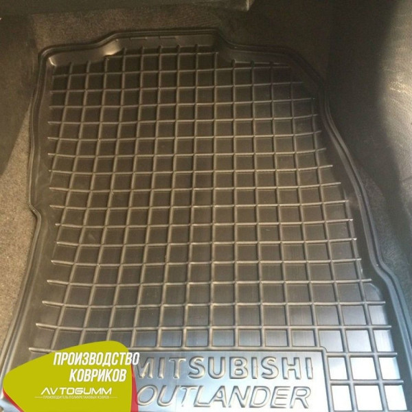 Автомобільні килимки в салон Mitsubishi Outlander 2003-2007 (АКПП) (Avto-Gumm)