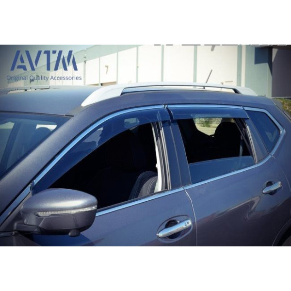Дефлектори вікон вітровики для Nissan Qashqai 2014- з хром молдингом