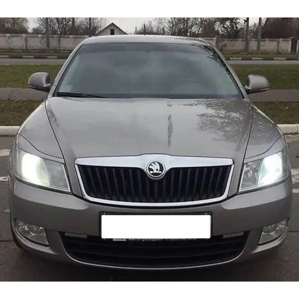 Вії фар Skoda Octavia A5 2010- Ресталінг Voron Glass