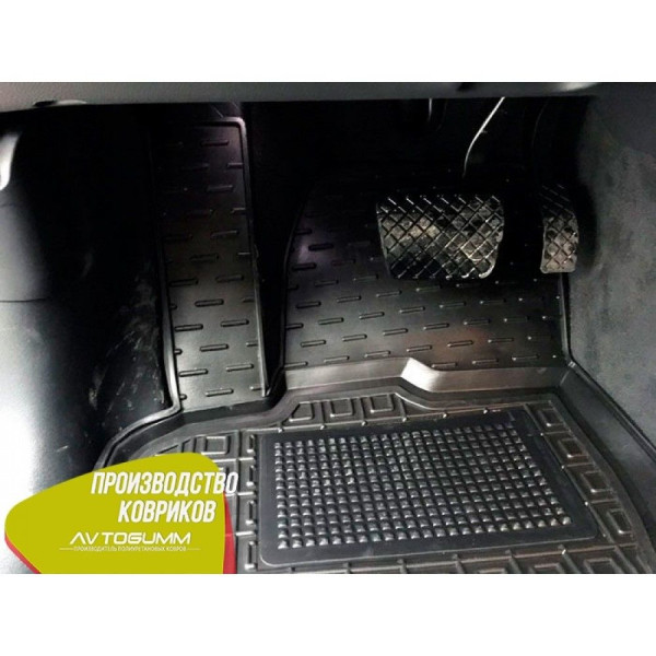 Передні килимки в автомобіль Audi Q5 2008- (Avto-Gumm)