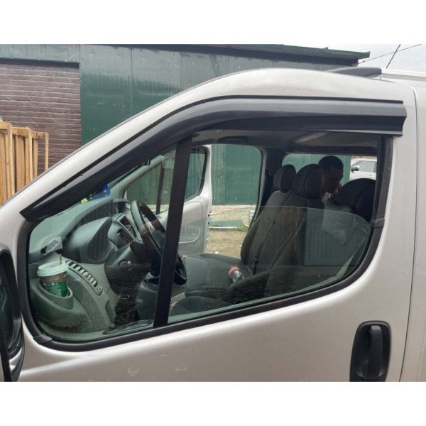 Дефлектори вікон вітровики Renault Trafic 2001-2014 скотч SunPlex (SP-S-61-5)