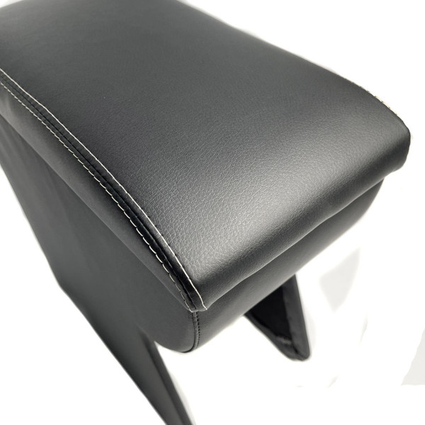 Подлокотник модельный Armrest для Renault Megane II 2002-2008 Черный