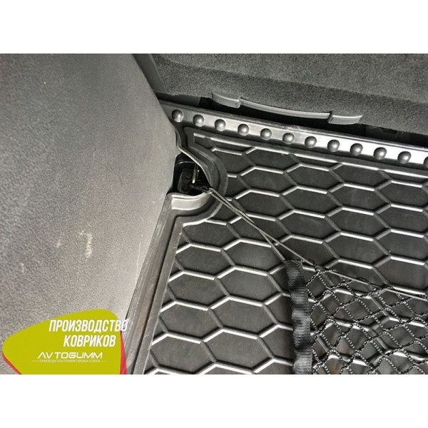 Автомобільний килимок у багажник Volkswagen Caddy 2004- Life / Гумо - пластик