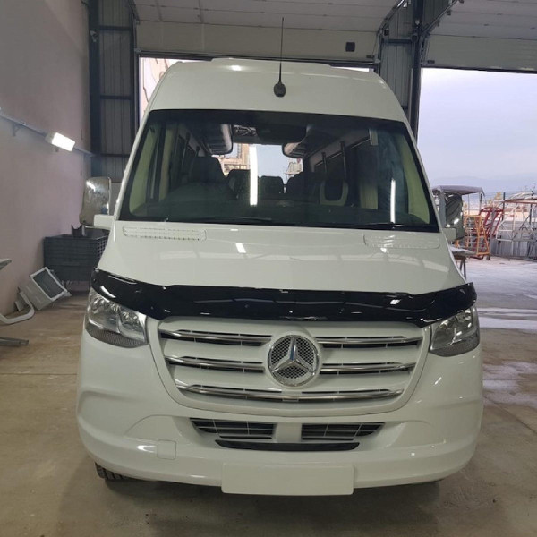 Дефлектор капоту мухобійка Mercedes-Benz Sprinter (907) 2018-2025 Євро Кріплення (Vip Tuning)