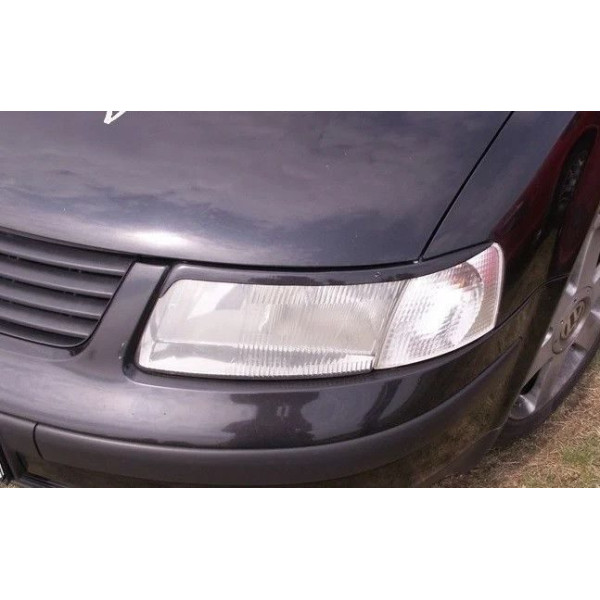 Вії фар Fly для VW Passat B5 96-00 Чорні 2 шт