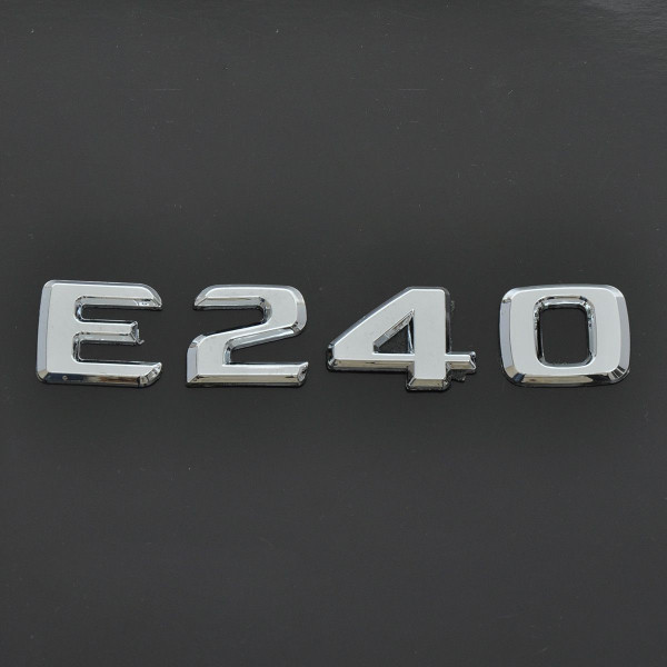 Эмблема надпись E240 скотч 125 x 24 мм (A 220 817 0015)