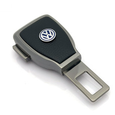 Заглушка переходник ремня безопасности с логотипом Volkswagen Темный хром 1 шт