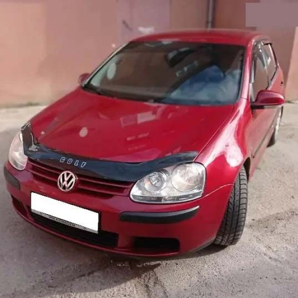 Дефлектор капота мухобійка Volkswagen Golf V 2003-2010 Voron Glass