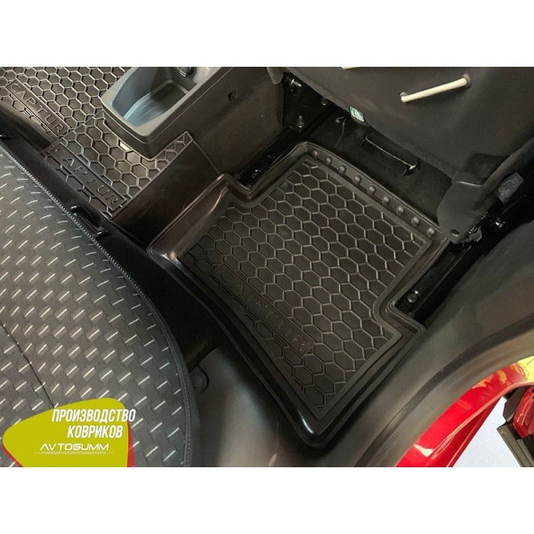 Автомобільні килимки в салон Renault Captur 2015- (Avto-Gumm)
