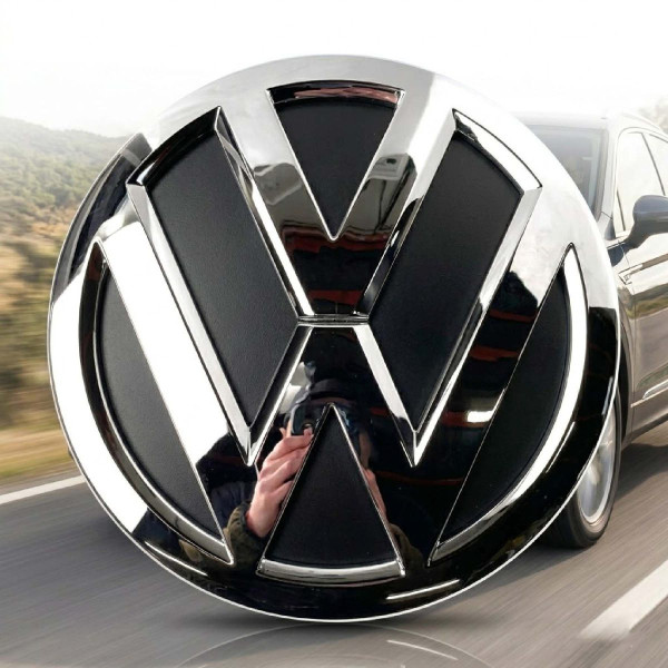 Емблема для Volkswagen 149 мм Caddy Tiguan Touareg 2016- (2K5 853 600 DPJ)
