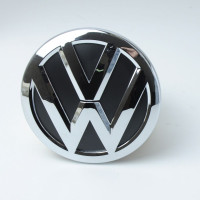 Емблема для Volkswagen Jetta 105 мм пластикова скотч