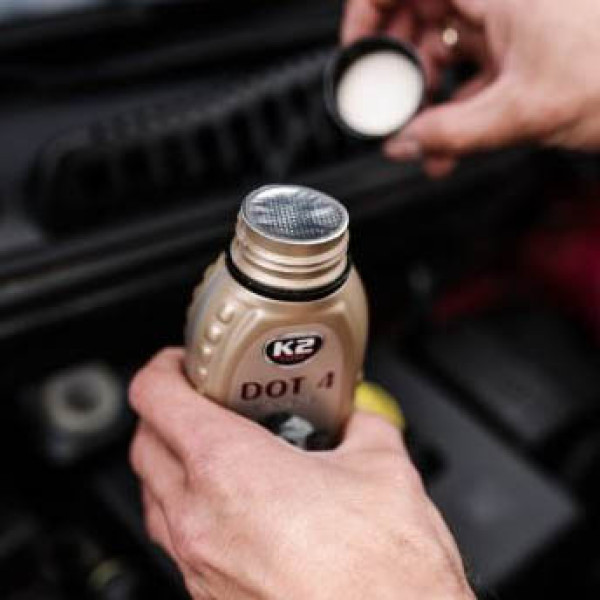Гальмівна рідина K2 Dot-4 Brake Fluid 500 мл (T1041) Оригінал