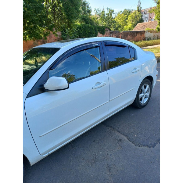 Дефлектори вікон вітровики Mazda 3 2003-2009 Седан Скотч 3M Voron Glass