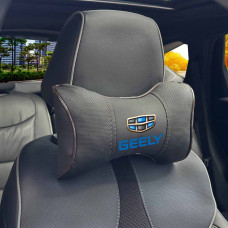 Подушка на подголовник с логотипом Geely Экокожа 3D Цветной лого Черная-Коричневый кант 1 шт