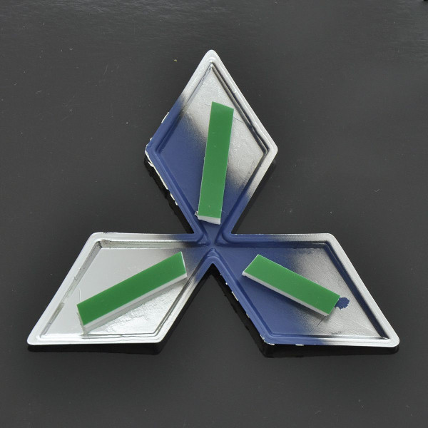Емблема для Mitsubishi 97 x 85 мм