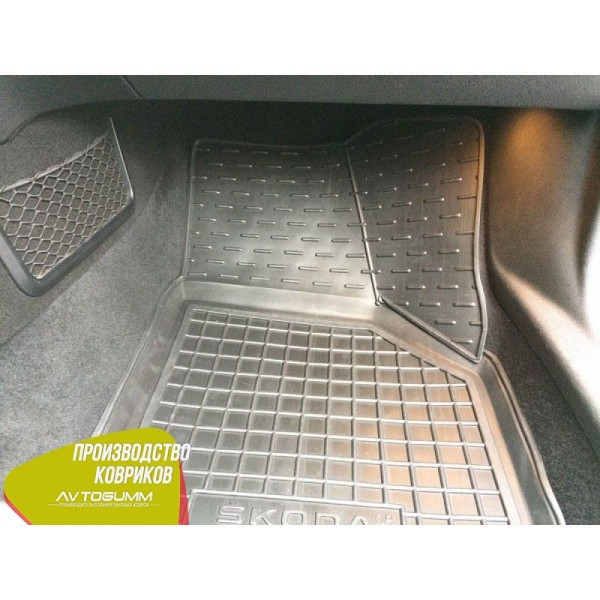 Автомобильные коврики в салон Skoda SuperB 2008-2014 Avto-Gumm