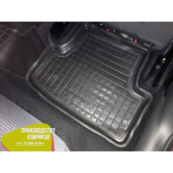 Автомобільні килимки в салон Seat Leon 2013- (5 дверей) (Avto-Gumm)