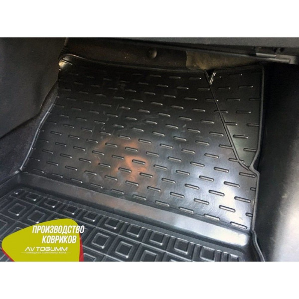 Автомобільні килимки в салон Renault Scenic 3 2009- (Avto-Gumm)