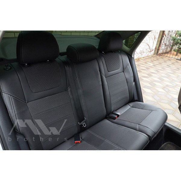 Авточохли модельні MW Brothers для Volkswagen Polo HB c 2009