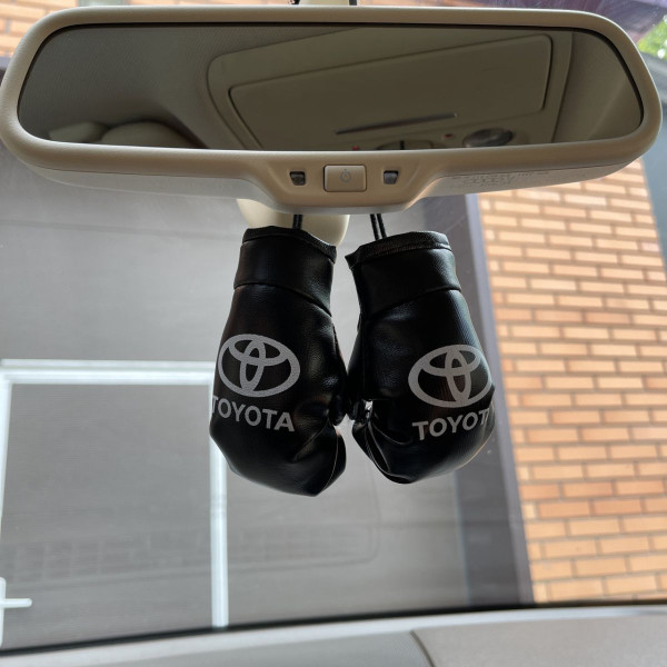 Підвіска боксерські рукавички Toyota Чорні