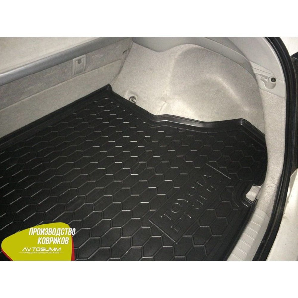 Автомобильный Коврик в багажник для Toyota Prius 2010- / Резиновый (Avto-Gumm)