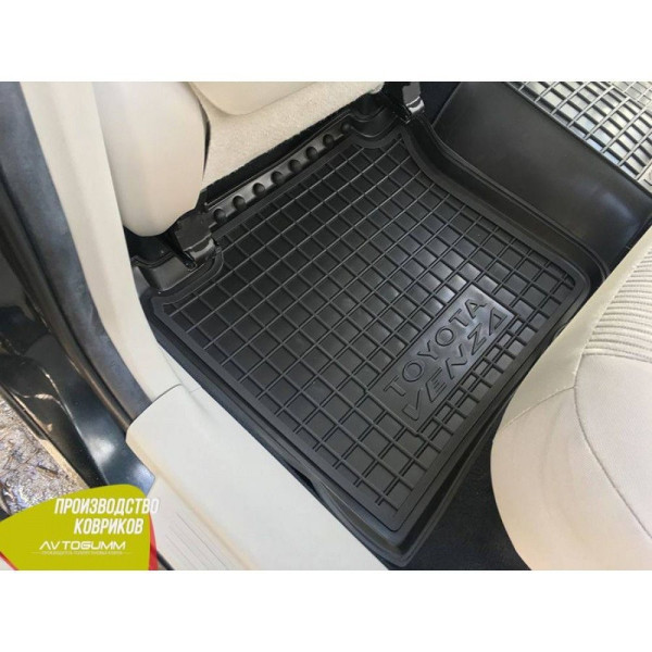 Автомобільні килимки в салон Toyota Venza 2008- (Avto-Gumm)