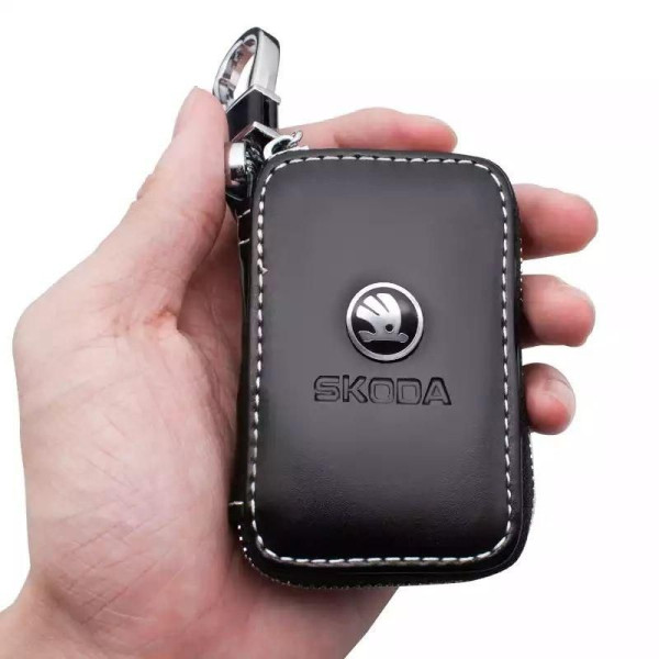 Чехол для ключей с карабином Skoda Напа (Белый логотип)