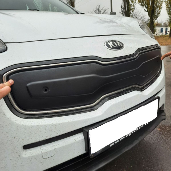Зимова накладка на решітку радіатора Kia Sportage 4 QL 2016- Матова FLY