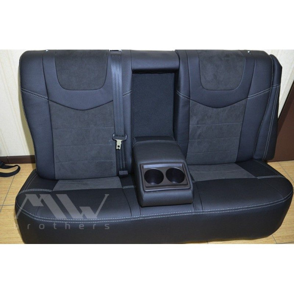 Авточехлы модельные MW Brothers для Toyota Prius c 2009