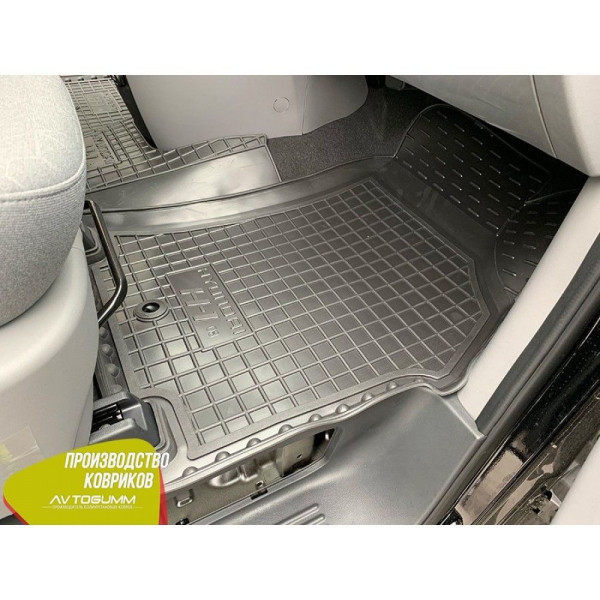 Автомобільні килимки в салон Hyundai H1 2007 - передні (Avto-Gumm)