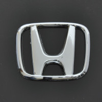 Эмблема для Honda 80 x 65 мм пластиковая