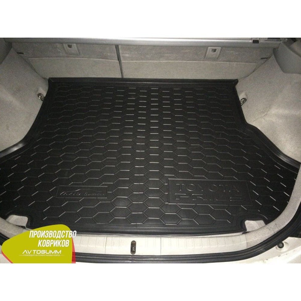 Автомобильный Коврик в багажник для Toyota Prius 2010- / Резиновый (Avto-Gumm)