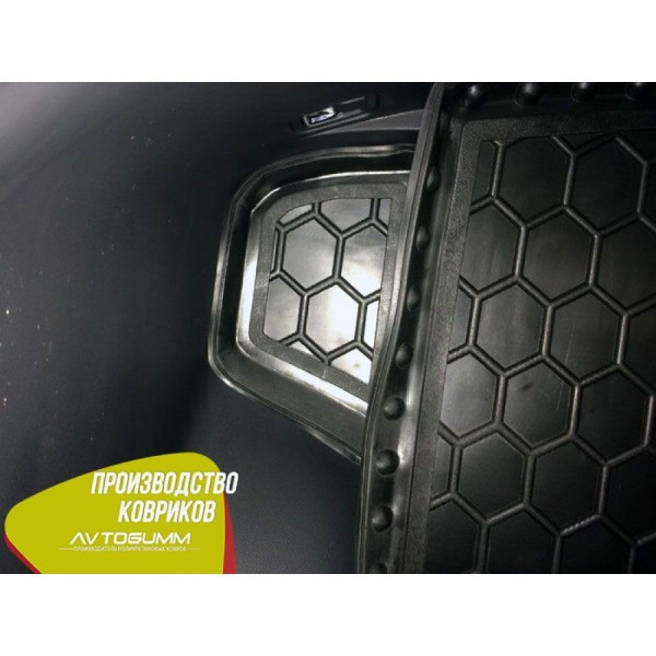 Автомобильный коврик в багажник Hyundai Creta 2017- Резино - пластик