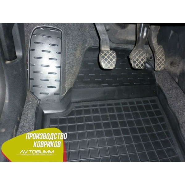 Автомобільні килимки в салоні Skoda Fabia 2 2007-2015 Avto-Gumm