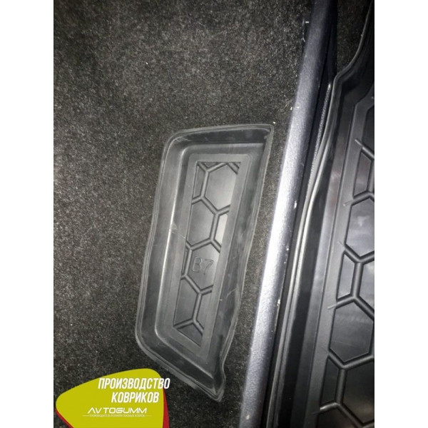 Автомобильный коврик в багажник Volkswagen Passat B6 2005- / B7 2011- (Universal) / Резиновый (Avto-Gumm)