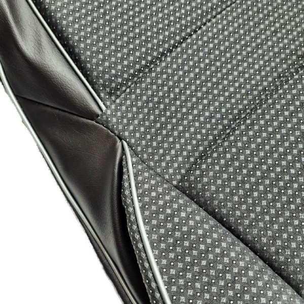 Чехлы Пилот для сидений ВАЗ 2108-99-2115 Черный кожзам Черно-серая ткань